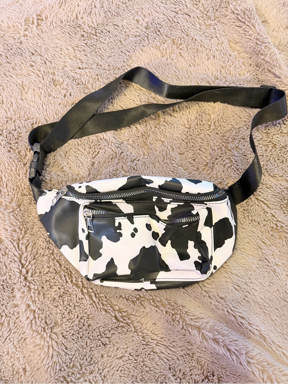 Cow Print Black & White Waist Bag - Stylish Hands-Free Fanny Pack